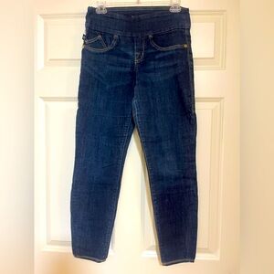 Rock & Republic Fever Pull-on jeans/jeggings. Dark wash.  size 8.